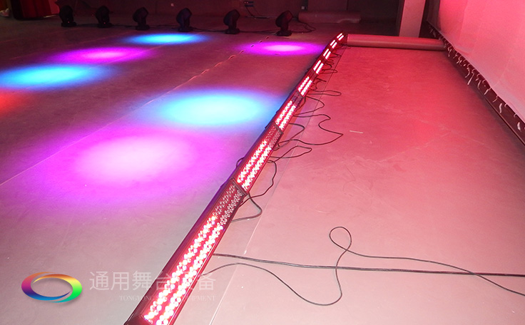 廣科學院松山湖校區(qū)多功能報告廳舞臺幕布及聲光電系統(tǒng)安裝與部署及室內(nèi)裝修設計、施工建設項目