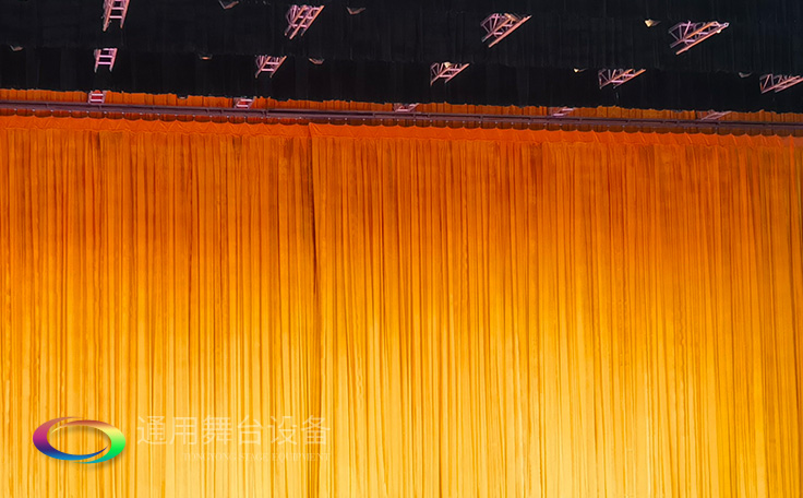 通用舞臺阻燃幕布承接禪城融媒體中心報(bào)告廳舞臺建設(shè) 促進(jìn)佛山區(qū)級融媒體建設(shè)再邁大步